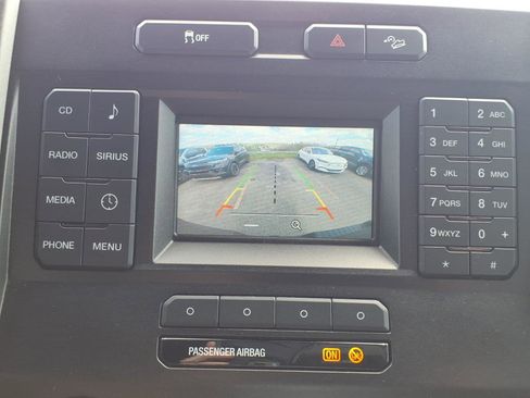 Used 2018 Ford F250 XL w/ STX Appearance Package image 18