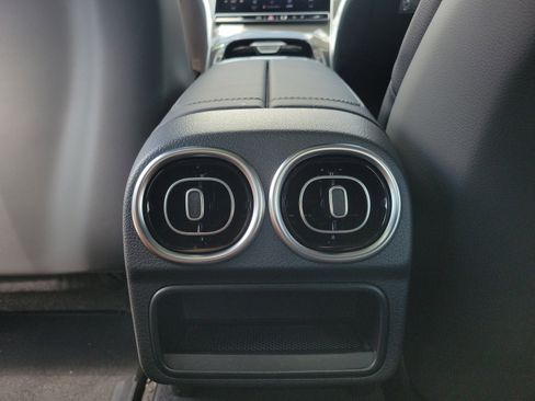 New 2026 Mercedes-Benz CLE 450 4MATIC Coupe image 11