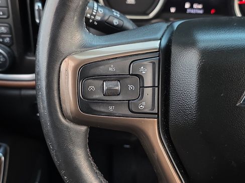 Used 2019 Chevrolet Silverado 1500 High Country w/ Technology Package image 18