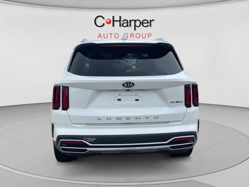 Used 2021 Kia Sorento EX FWD image 4