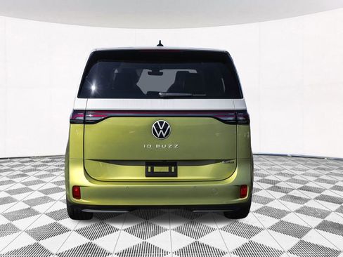 New 2025 Volkswagen ID. Buzz Pro S Plus image 9