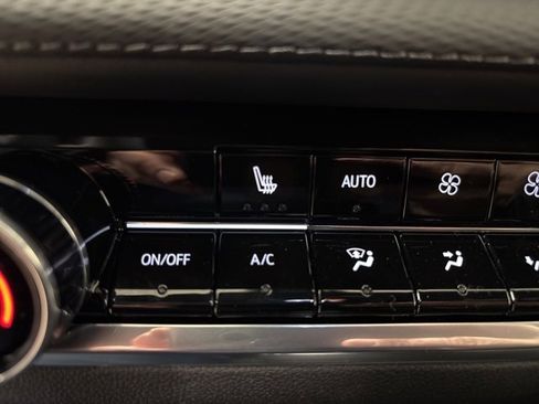 New 2026 Chevrolet Equinox LT w/ Convenience Package II image 24