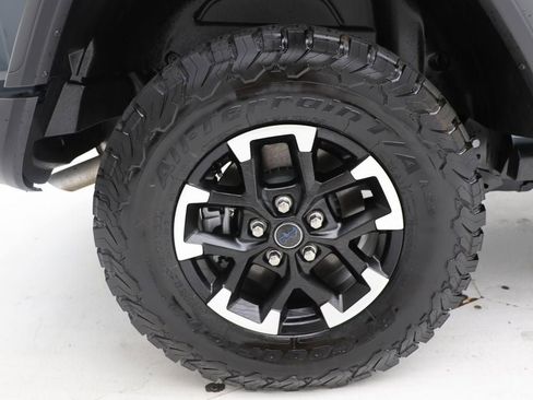 Used 2025 Jeep Wrangler Unlimited Rubicon 4xe w/ Convenience Group image 9