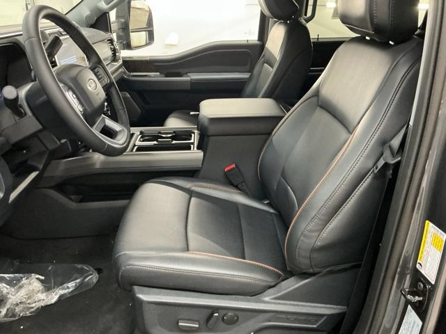 New 2026 Ford F350 Lariat w/ Black Appearance Package AWD/4WD image 14