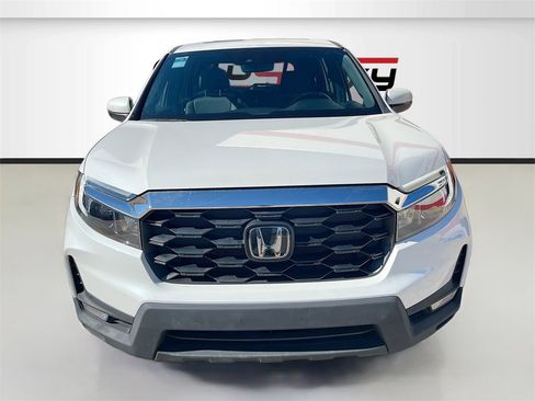 Used 2023 Honda Passport EX-L image 2