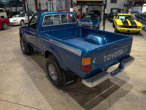 Used 1995 Toyota Pickup DX AWD/4WD image 16