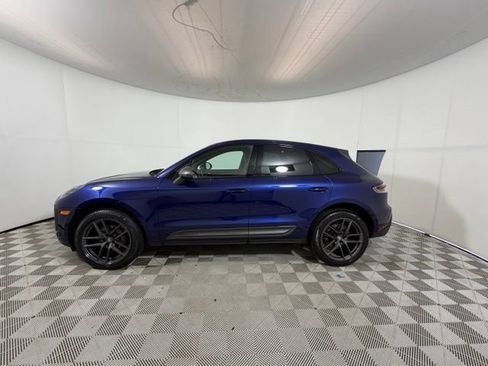 Used 2023 Porsche Macan Turbo AWD/4WD image 4