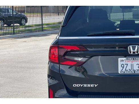 Used 2026 Honda Odyssey EX-L image 46