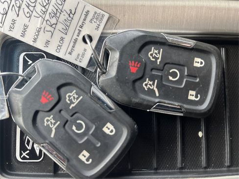 Used 2018 GMC Yukon Denali image 36