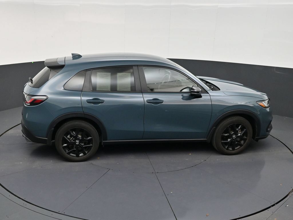 Used 2025 Honda HR-V Sport image 16
