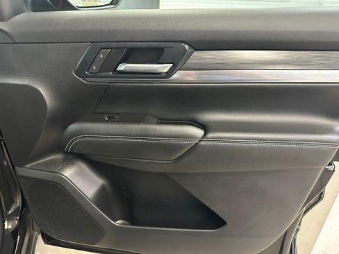 Used 2025 GMC Terrain Elevation FWD image 29
