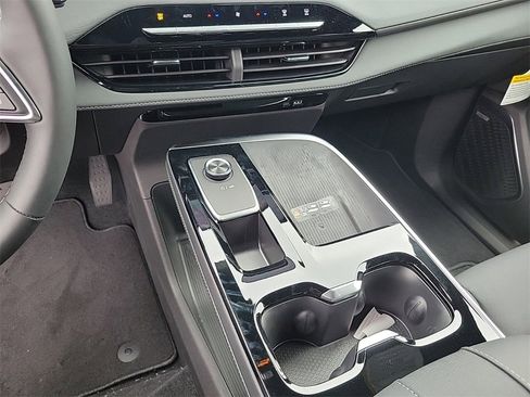 New 2026 Buick Enclave Preferred image 28