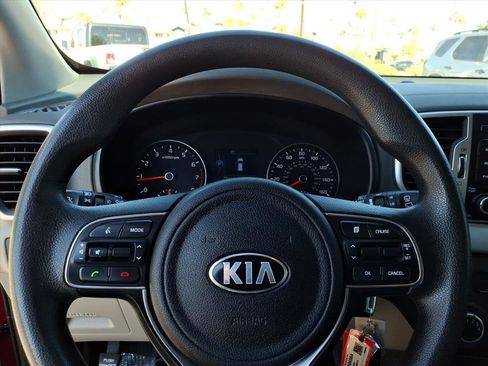 Used 2019 Kia Sportage LX image 25