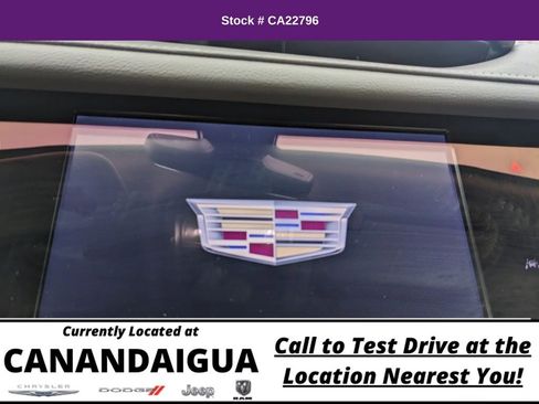 Used 2022 Cadillac XT6 Premium Luxury w/ Technology Package image 24