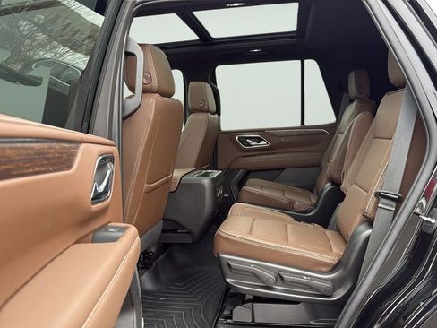 Used 2023 Chevrolet Tahoe High Country w/ LPO, Illumination Package image 23