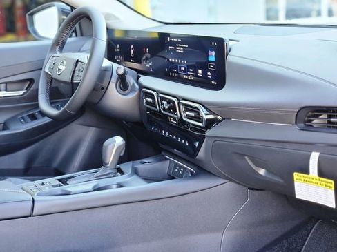 New 2026 Nissan Sentra SV w/ SV Convenience Package FWD image 12