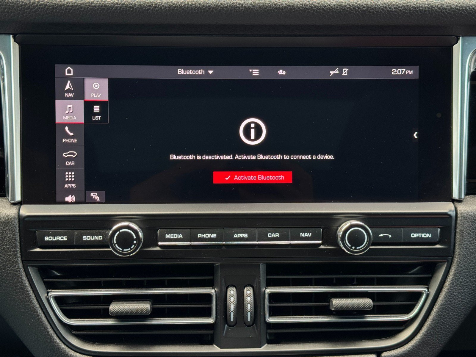Used 2021 Porsche Macan AWD/4WD image 27
