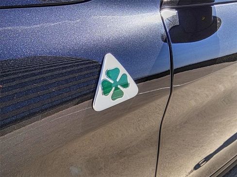 New 2023 Alfa Romeo Stelvio Quadrifoglio image 24