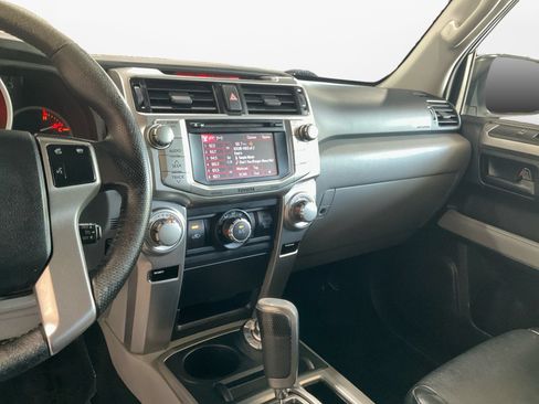 Used 2013 Toyota 4Runner SR5 w/ Premium Pkg w/3rd Row Seat AWD/4WD image 12