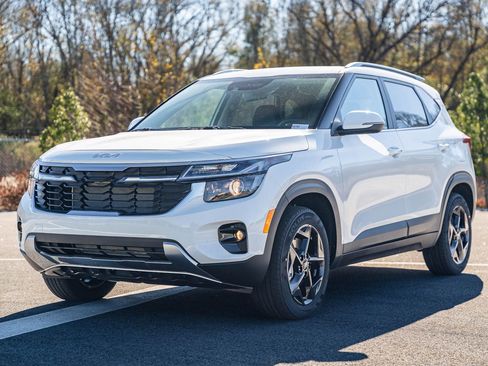 New 2026 Kia Seltos EX w/ EX Sunroof Package AWD/4WD image 3