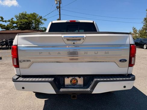 Used 2018 Ford F150 Platinum w/ Equipment Group 701A Luxury AWD/4WD image 4