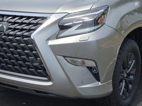 Certified 2022 Lexus GX 460 Premium AWD/4WD image 10