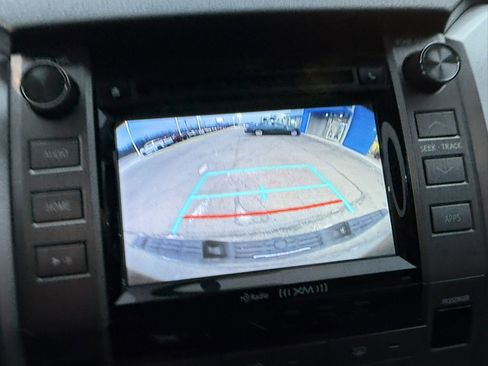 Used 2017 Toyota Tundra SR5 image 22