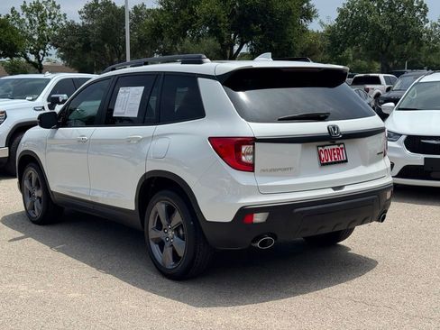 Used 2021 Honda Passport Touring image 4