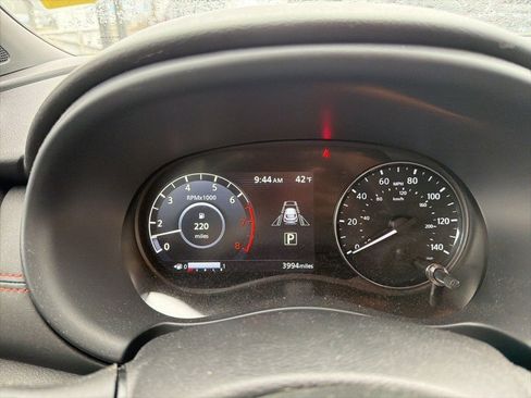 Used 2024 Nissan Kicks SR w/ SR Premium Package image 14