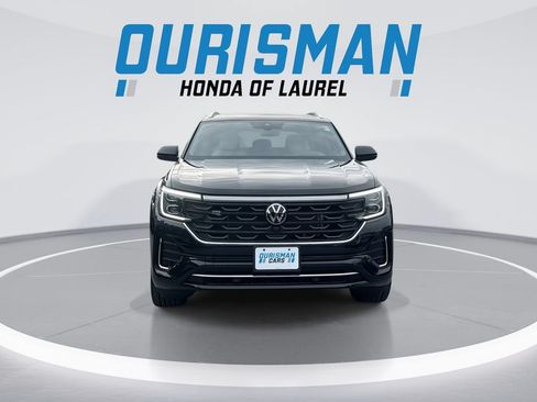 Used 2024 Volkswagen Atlas Cross Sport SEL Premium R-Line AWD/4WD image 3