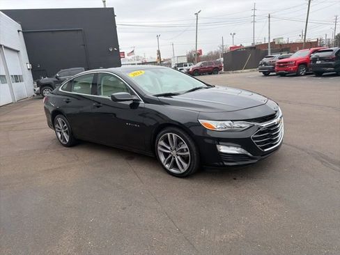 Used 2024 Chevrolet Malibu LT image 1