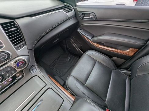 Used 2018 Chevrolet Tahoe Premier RWD image 38