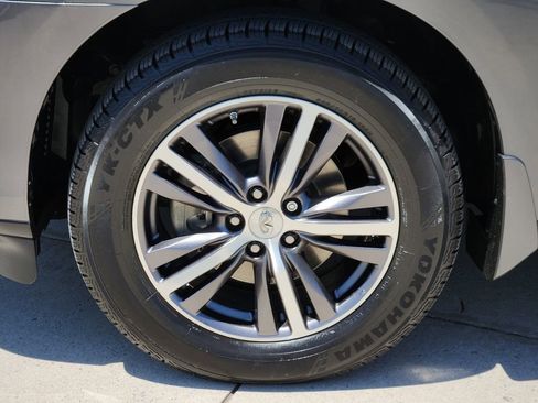 Used 2019 INFINITI QX60 Luxe w/ Essential Package AWD/4WD image 14