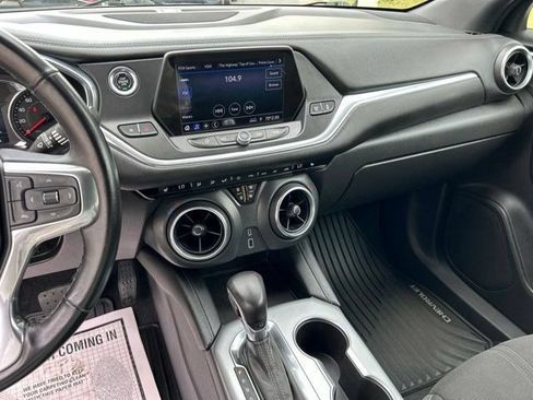Used 2020 Chevrolet Blazer LT FWD image 22