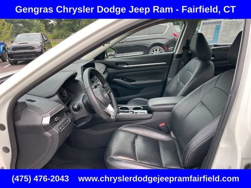 Used 2023 Nissan Altima 2.5 SL AWD/4WD image 42