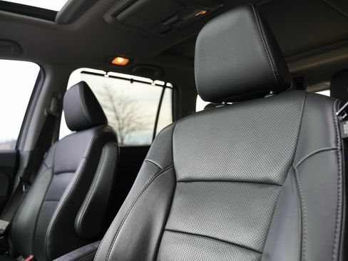 Used 2017 Honda Pilot Elite image 22