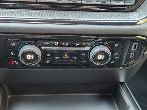 Used 2025 Chevrolet Silverado 1500 ZR2 w/ Technology Package image 22