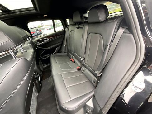 Used 2024 BMW X4 xDrive30i image 29