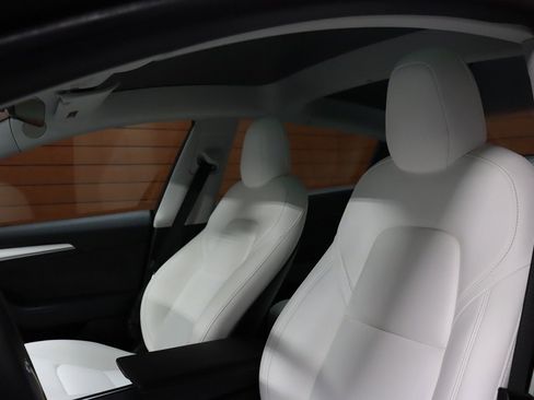 Used 2022 Tesla Model 3 image 35