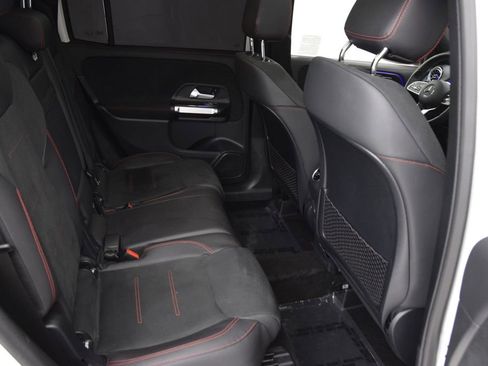 Certified 2023 Mercedes-Benz GLB 250 image 19