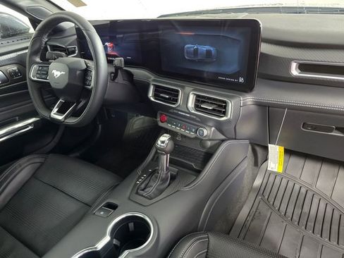 Used 2024 Ford Mustang GT Premium image 10