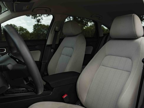 Used 2024 Honda Civic LX image 17