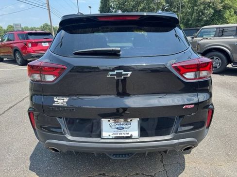 Used 2022 Chevrolet TrailBlazer RS FWD image 7