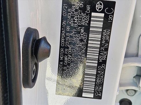 Used 2022 Toyota Corolla XSE w/ Carpet Mat Package (TMS) image 17