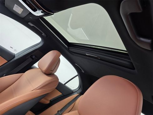 Certified 2023 Mercedes-Benz C 300 4MATIC Sedan image 12