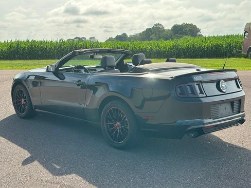 Used 2014 Ford Mustang Premium w/ Comfort Package RWD image 5