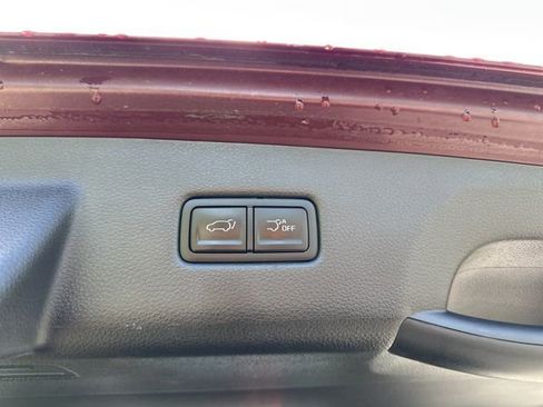 Used 2023 Kia Carnival SX Prestige FWD image 22