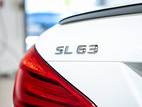 Used 2017 Mercedes-Benz SL 63 AMG image 20