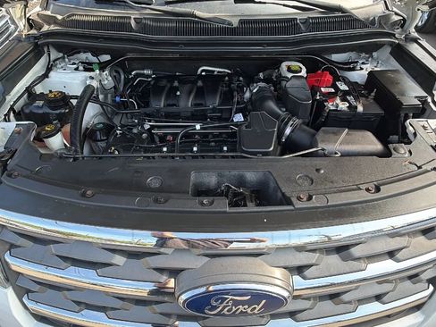Used 2018 Ford Explorer 4WD image 24