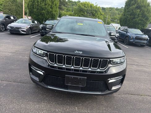 Used 2024 Jeep Grand Cherokee Limited 4xe AWD/4WD image 4